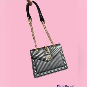 NWT Badgley Mischka Quilted Crossbody